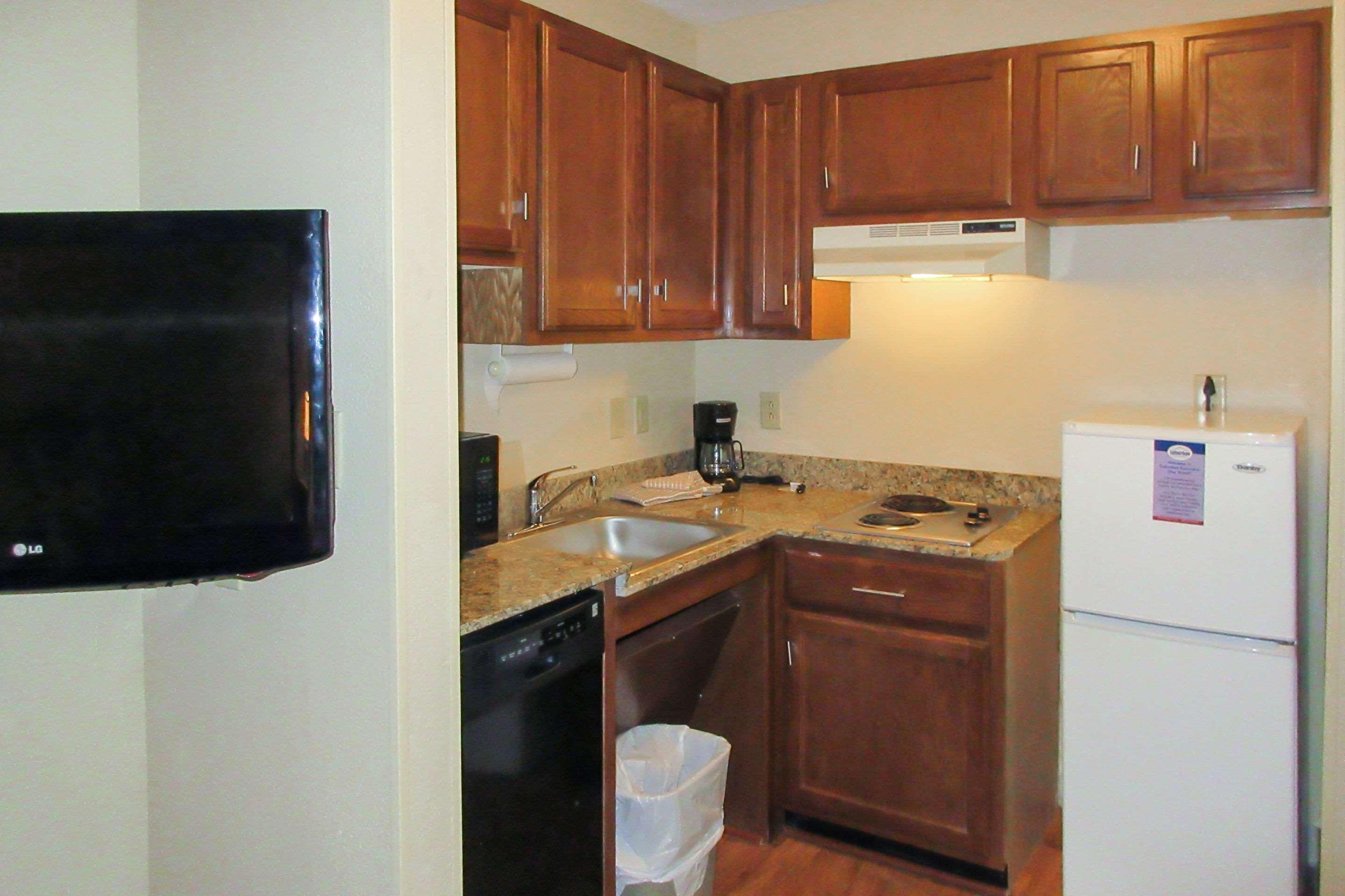 Suburban Extended Stay Hotel Greenville Haywood Mall Екстер'єр фото