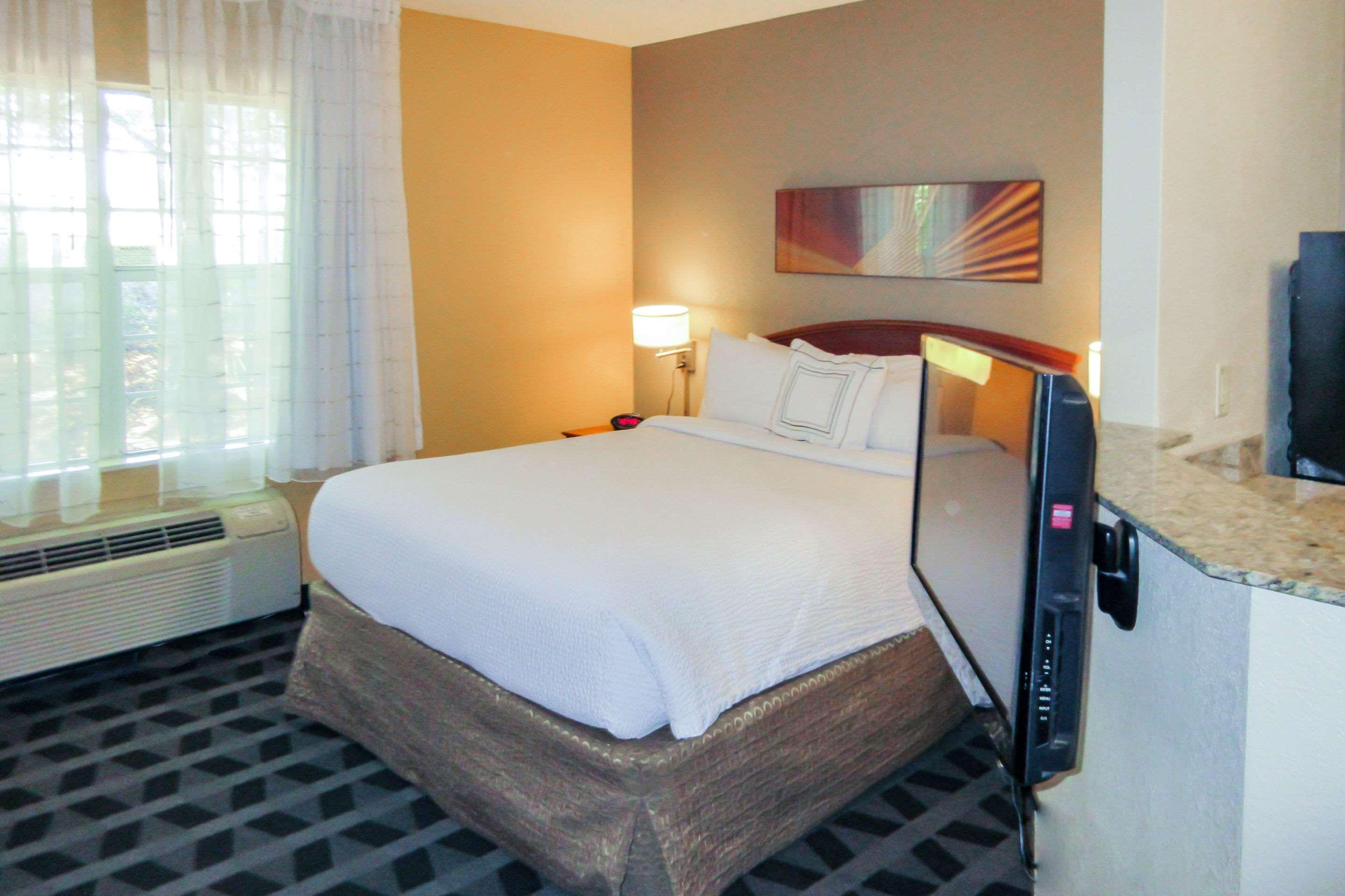 Suburban Extended Stay Hotel Greenville Haywood Mall Екстер'єр фото
