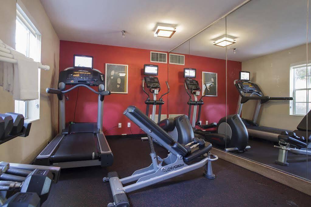 Suburban Extended Stay Hotel Greenville Haywood Mall Екстер'єр фото