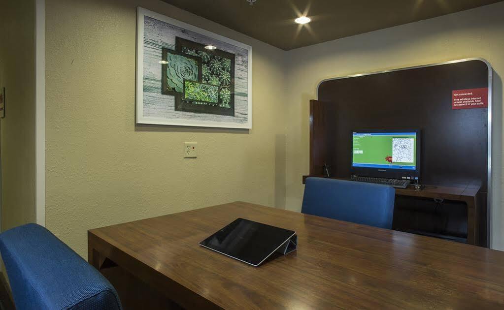 Suburban Extended Stay Hotel Greenville Haywood Mall Екстер'єр фото